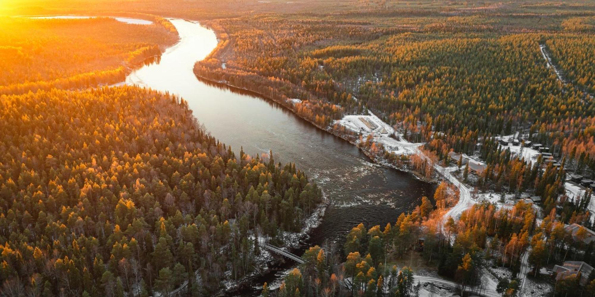 Vaattunki Wilderness Resort 로바니에미 외부 사진